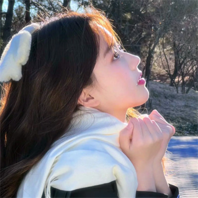 微信头像女简单干净🌼一眼就爱住啦 女生头像 第98张