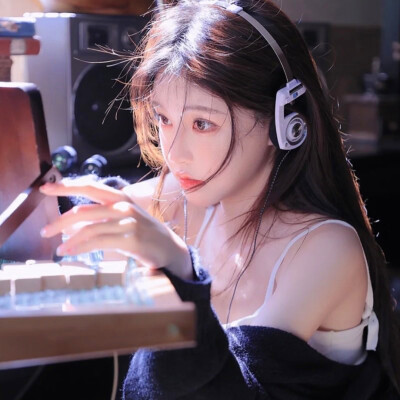 微信头像女简单干净🌼一眼就爱住啦 女生头像 第111张
