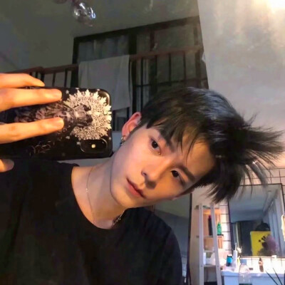 值得长期不换的男生头像图片推荐 男生头像 第86张