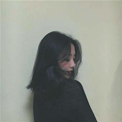 😍慵懒冷淡风女生微信头像大集合 女生头像 第3张