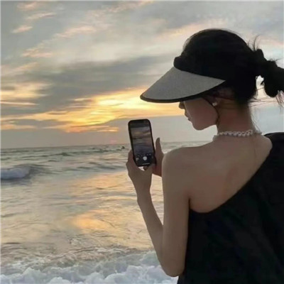 😍慵懒冷淡风女生微信头像大集合 女生头像 第63张