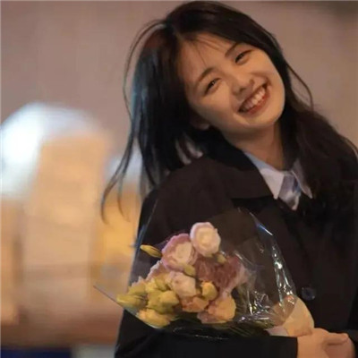 😍慵懒冷淡风女生微信头像大集合 女生头像 第88张