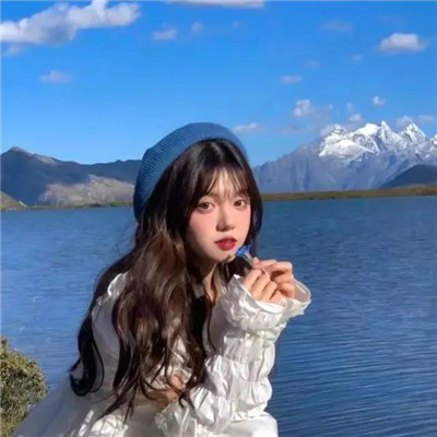 😍慵懒冷淡风女生微信头像大集合 女生头像 第86张