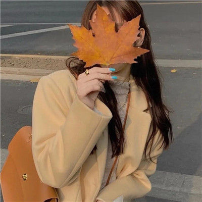 😍慵懒冷淡风女生微信头像大集合 女生头像 第80张