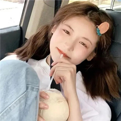 😍慵懒冷淡风女生微信头像大集合 女生头像 第89张