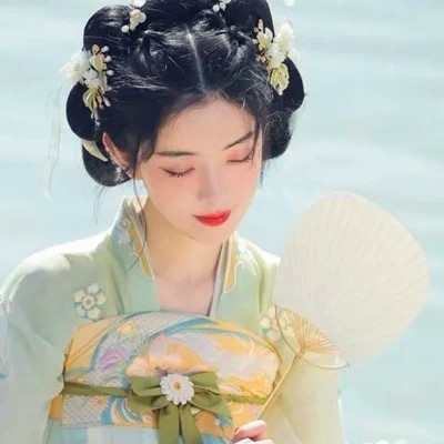 古风小仙女必备！好看的头像古风 女生头像 第135张