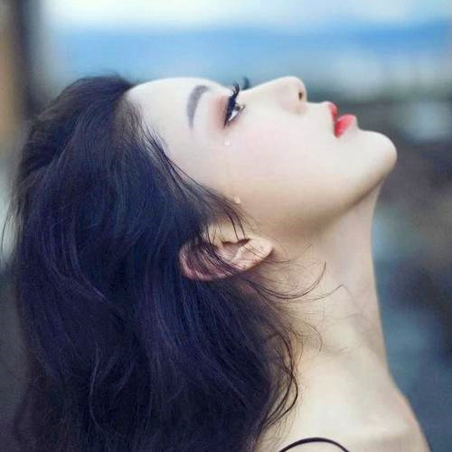 头像图片2025最新伤感😭 其它头像 第71张