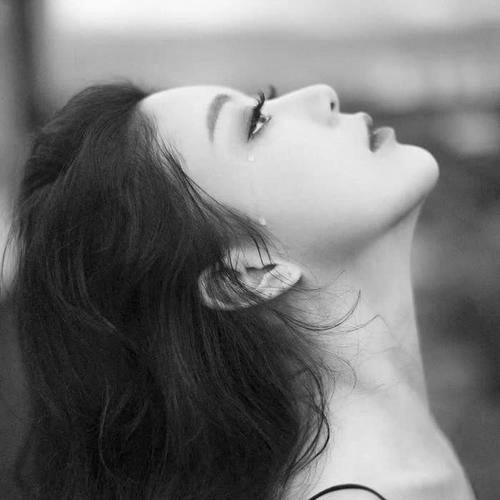 黑白伤感emo风高冷头像合集，小众高级感氛围感拉满！ 其它头像 第30张