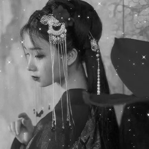 黑白伤感emo风高冷头像合集，小众高级感氛围感拉满！ 其它头像 第53张