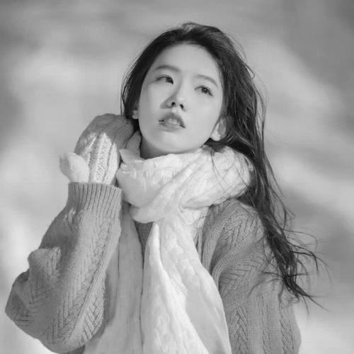 黑白伤感emo风高冷头像合集，小众高级感氛围感拉满！ 其它头像 第51张