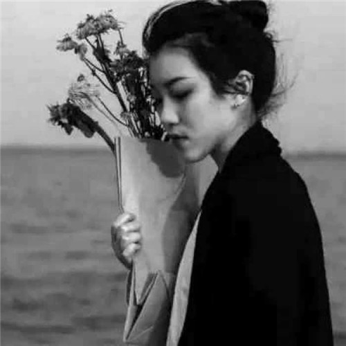 黑白伤感emo风高冷头像合集，小众高级感氛围感拉满！ 其它头像 第86张