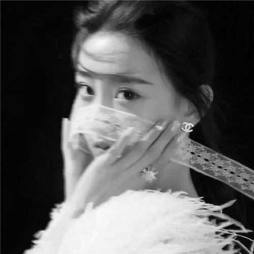 超绝！最伤感扎心黑白头像图片大集合 其它头像 第16张