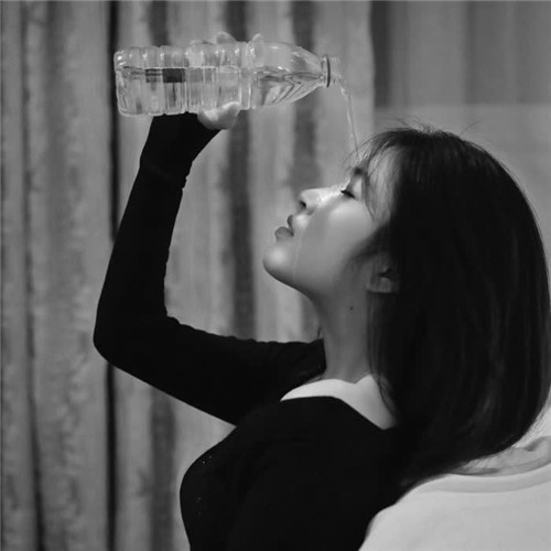超绝！最伤感扎心黑白头像图片大集合 其它头像 第63张