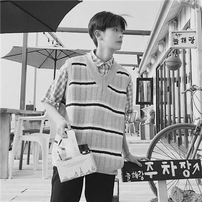 超A冷酷霸气男生黑白头像！暗黑系 / 拽酷 / 高冷风格全覆盖 男生头像 第46张