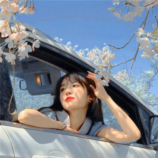 2025年超火的100张女生微信头像来啦 女生头像 第86张