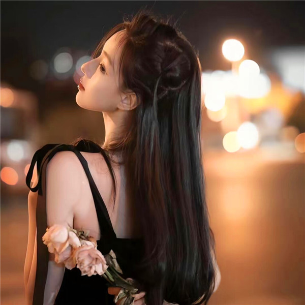 2025年超火的100张女生微信头像来啦 女生头像 第87张