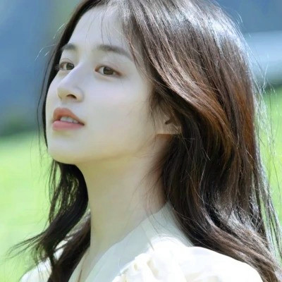 宝藏女孩必看！简约干净微信女生头像大全来啦 女生头像 第70张