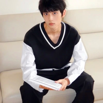 头像男ins高级质感，男孩子们快冲！ 男生头像 第16张