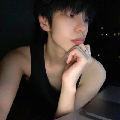 头像男ins高级质感，男孩子们快冲！ 男生头像 第31张