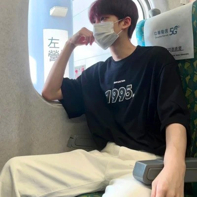 头像男ins高级质感，男孩子们快冲！ 男生头像 第29张