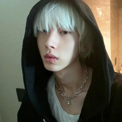 头像男ins高级质感，男孩子们快冲！ 男生头像 第32张