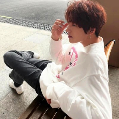 头像男ins高级质感，男孩子们快冲！ 男生头像 第41张