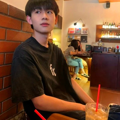 头像男ins高级质感，男孩子们快冲！ 男生头像 第102张