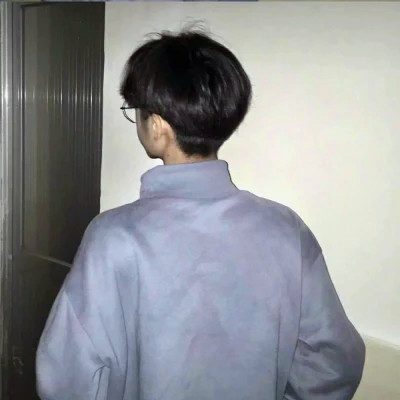 超绝的背影男生头像图片合集 男生头像 第56张