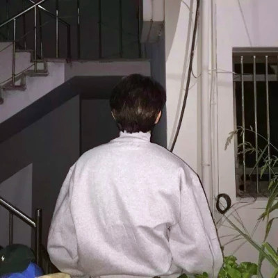 超绝的背影男生头像图片合集 男生头像 第49张