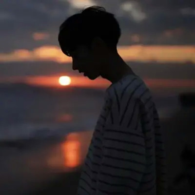 超绝的背影男生头像图片合集 男生头像 第67张