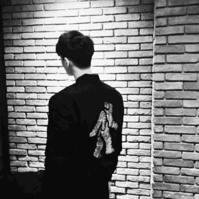 超绝的背影男生头像图片合集 男生头像 第82张