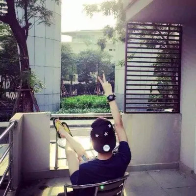 超绝的背影男生头像图片合集 男生头像 第86张