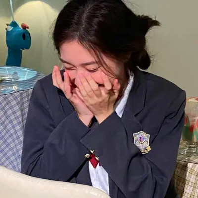头像女ins高级质感大众，宝藏收藏 女生头像 第71张