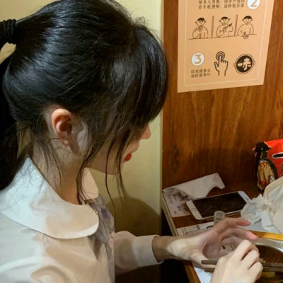 头像女ins高级质感大众，宝藏收藏 女生头像 第98张