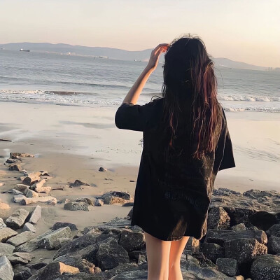 仙气飘飘的唯美女生背影头像大集合，小众高级氛围感拉满 女生头像 第4张