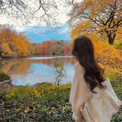 仙气飘飘的唯美女生背影头像大集合，小众高级氛围感拉满 女生头像 第8张