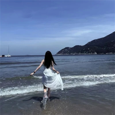 仙气飘飘的唯美女生背影头像大集合，小众高级氛围感拉满 女生头像 第24张