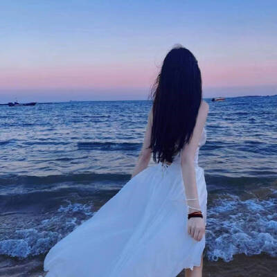 仙气飘飘的唯美女生背影头像大集合，小众高级氛围感拉满 女生头像 第18张