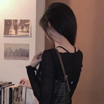 仙气飘飘的唯美女生背影头像大集合，小众高级氛围感拉满 女生头像 第56张