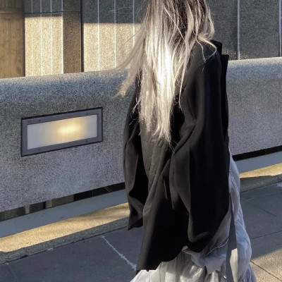 仙气飘飘的唯美女生背影头像大集合，小众高级氛围感拉满 女生头像 第88张