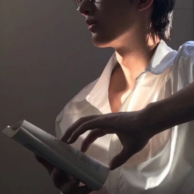 帅哭！成熟稳重风男生头像来袭 男生头像 第3张