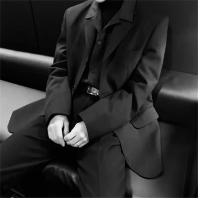 头像男成熟稳重，满满的都是岁月沉淀下来的韵味 男生头像 第40张