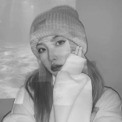 酷飒来袭！黑白高级感女生头像大全 女生头像 第3张