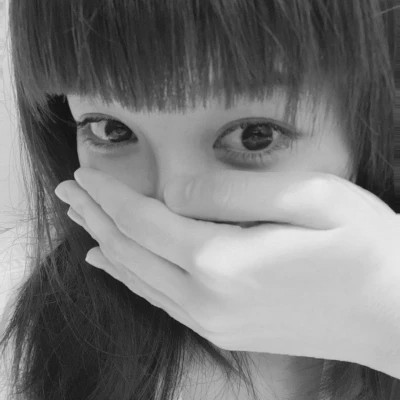 酷飒来袭！黑白高级感女生头像大全 女生头像 第14张