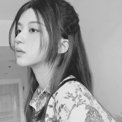 酷飒来袭！黑白高级感女生头像大全 女生头像 第38张