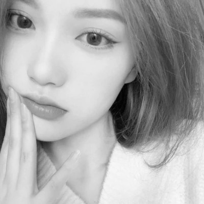 酷飒来袭！黑白高级感女生头像大全 女生头像 第48张