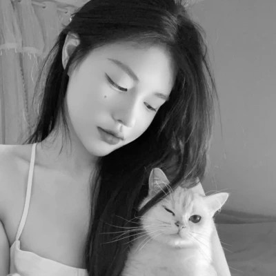 酷飒来袭！黑白高级感女生头像大全 女生头像 第71张