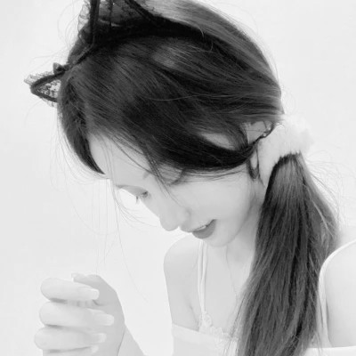 酷飒来袭！黑白高级感女生头像大全 女生头像 第89张