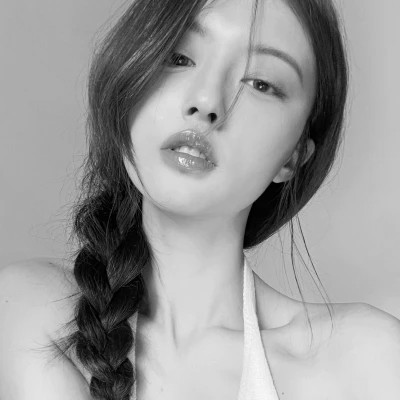 酷飒来袭!黑白高级感女生头像大全 女生头像 第100张 酷飒来袭!黑白高级感女生头像大全 女生头像 第100张