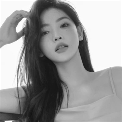 酷飒来袭！黑白高级感女生头像大全 女生头像 第99张